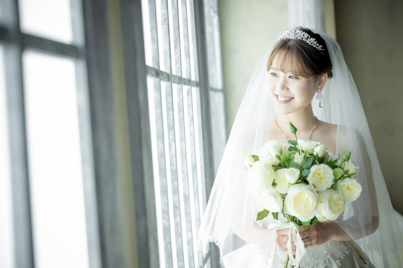 すべてホワイトで統一して…新婦様ソロカット
