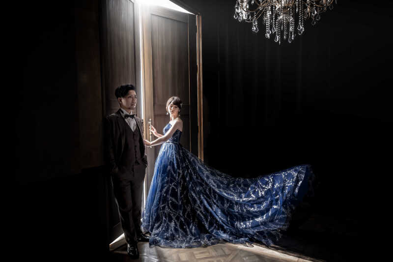 【シャンデリアドア】ドレストレーンふわりショット