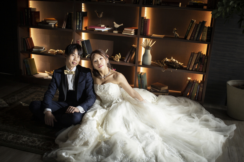 ブックシェルフ×お座りショット