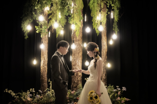 おふたりらしさ満点！お気に入りのブーケ・アイテムと笑顔溢れるフォトウェディング♪