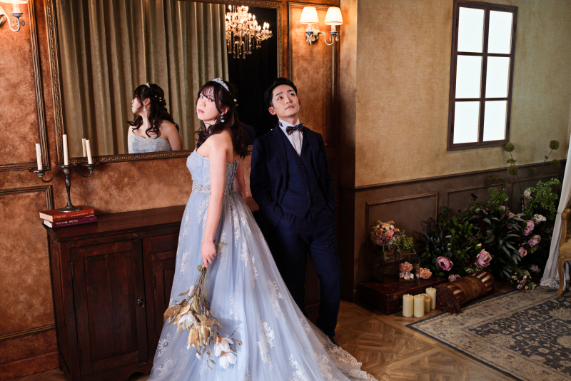 背中合わせに映る、ふたりの今