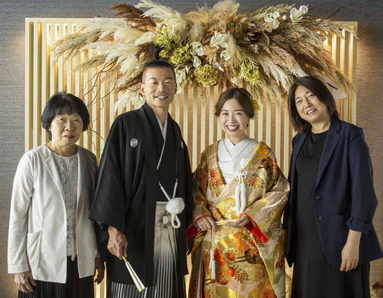 温もりも伝わってくるご家族ショット