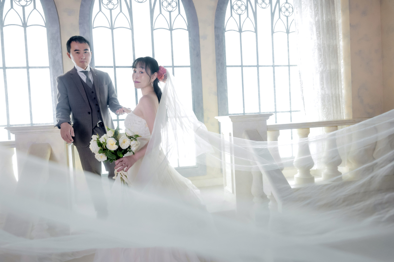 光あふれるチャペルフォト