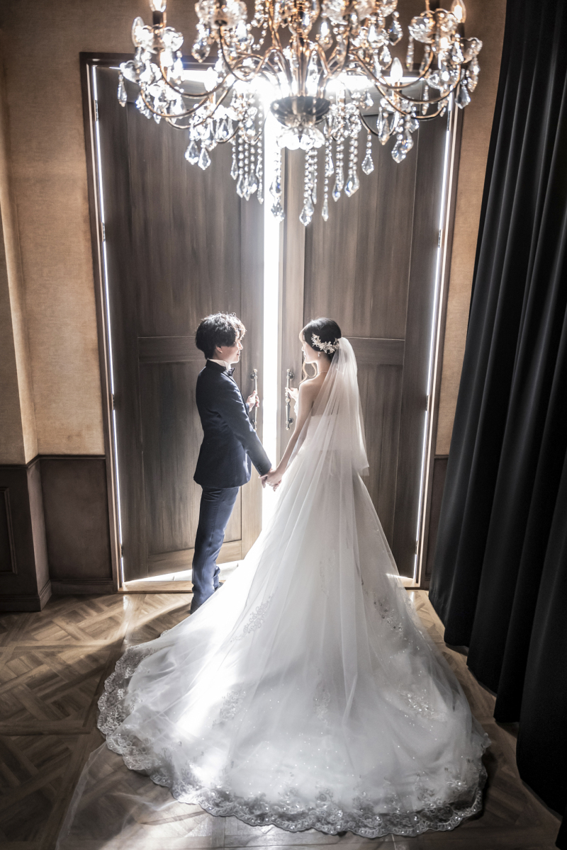 おふたりの明るい未来を拓くよう…ドアオープン!