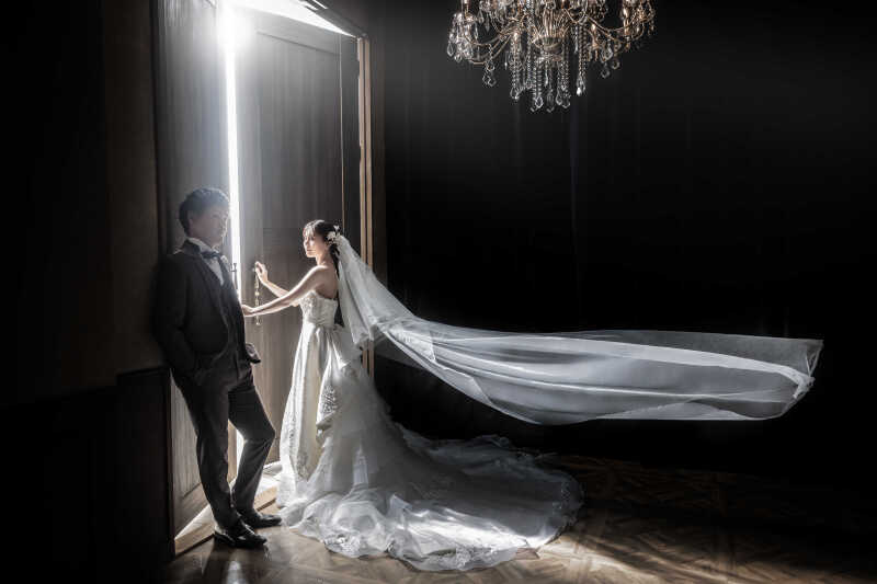 ベールが美しく舞うアーティスティックショット✨