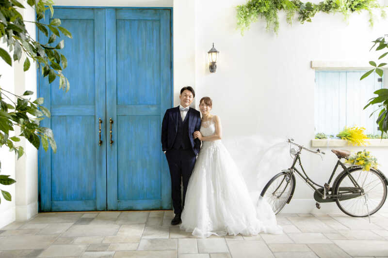 ラストは地中海でバカンスのような明るいショット!