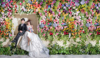 チャペル・フラワー・ブーゲンビリア｜キュートなシーンをセレクトしたおふたり♡