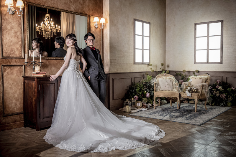 絵画調の美しくシックな一枚を♡