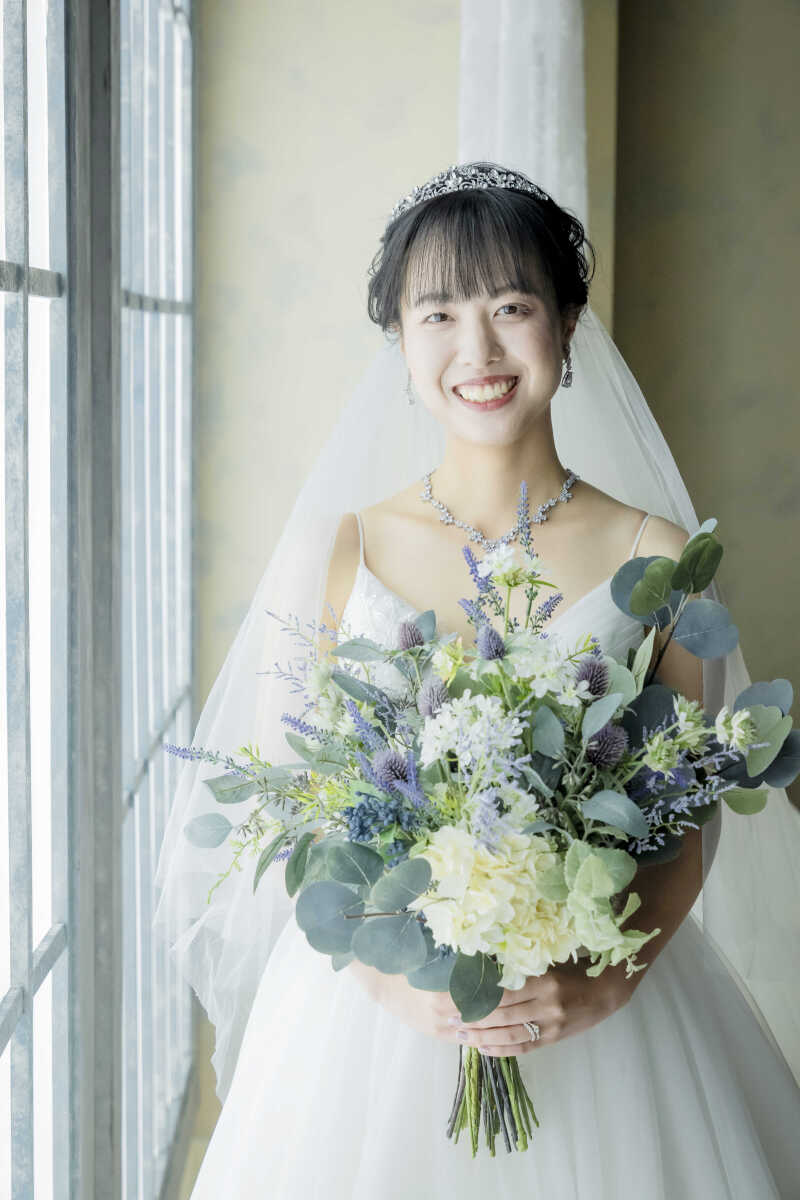 【チャペル】ご新婦様ソロショット