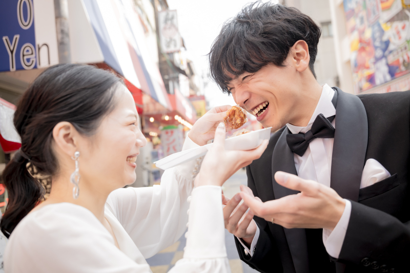 【おふたりの日常をスタイリッシュに残す】イマーシブ・ストリートフォト<ロケ撮影+ドレス1着|全100カット撮影>