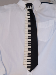 ネクタイ／鍵盤柄