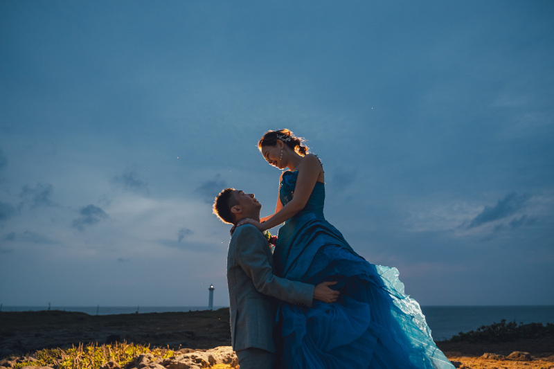 ブルーの空にブルーのドレスが素敵でした