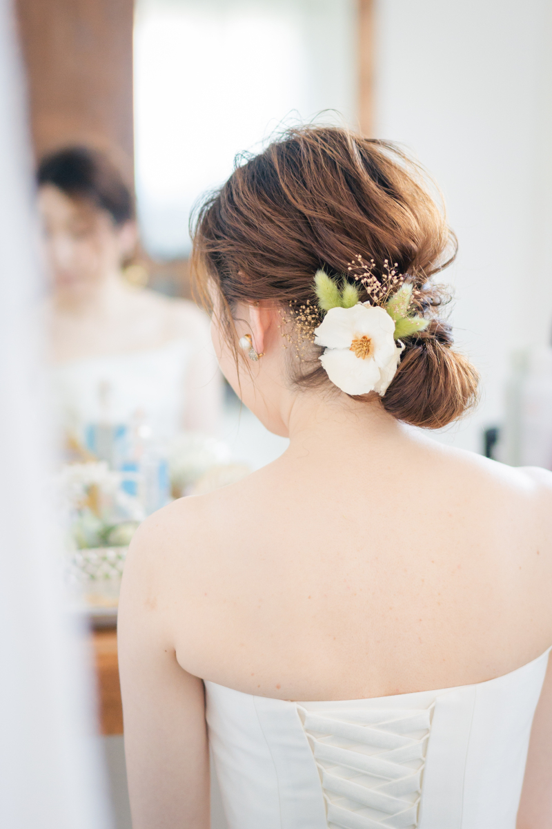 シンプルで上品な雰囲気の新婦様