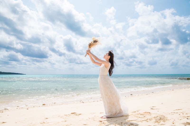 奥様が3人全員の衣裳をコーディネートして