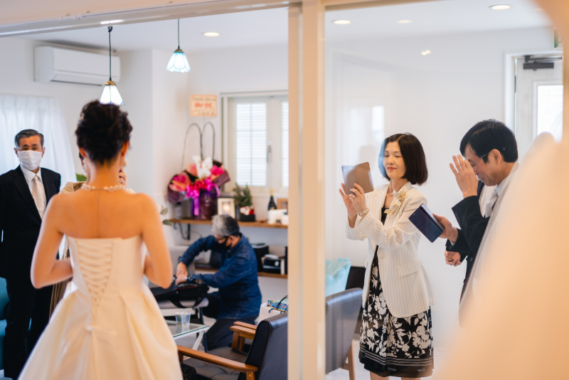 お支度からご家族で大盛り上がり