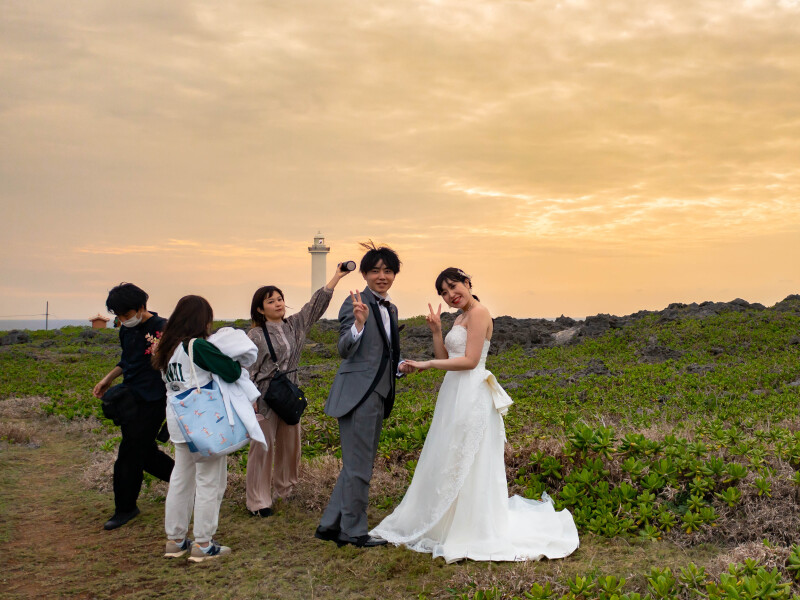 4人体制のスタッフが