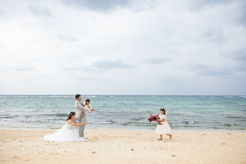お姉ちゃんからママにブーケを渡していただきます
