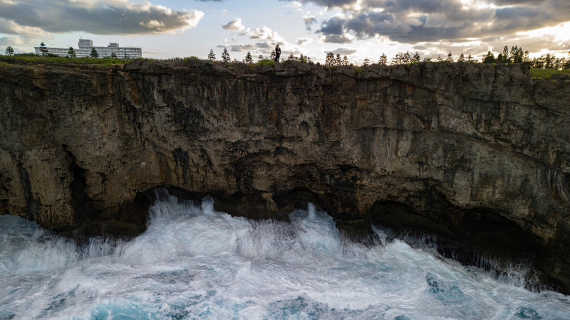ド迫力の残波岬