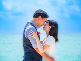 【本島：撮影のみプラン】全100カット（全カットをレタッチ！）ビーチフォトプラン※ドローンなし