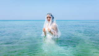 ＜本島＞スプラッシュ！海に入っちゃえ！衣裳2着OK【ビーチ撮影+サンセット撮影付き】ドローン撮影付き★