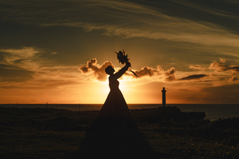 オープニングムービーに!【本島:サップ水中撮影&サンセット撮影付き】ドローン撮影込み全250カット付きムービー&フォトプラン