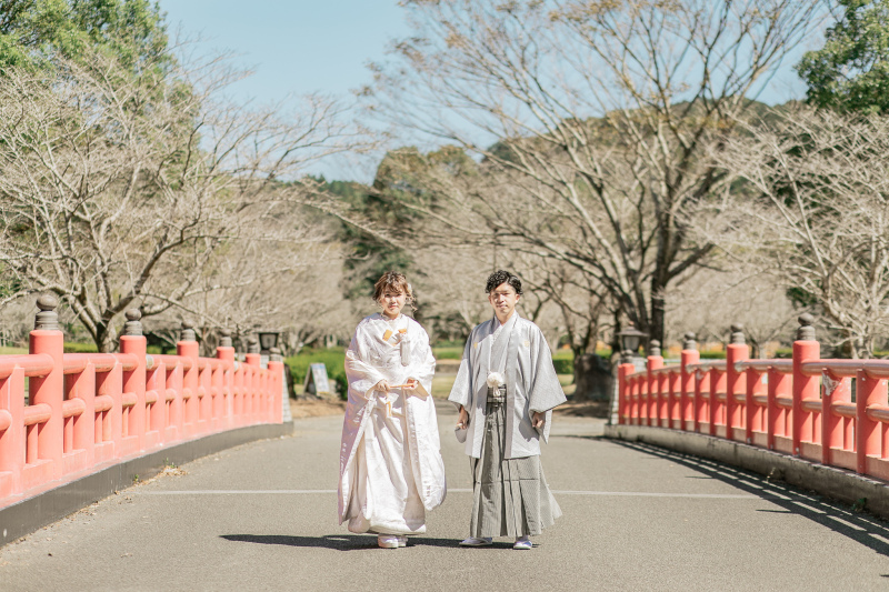 橋の上で並んでかっちりと♡