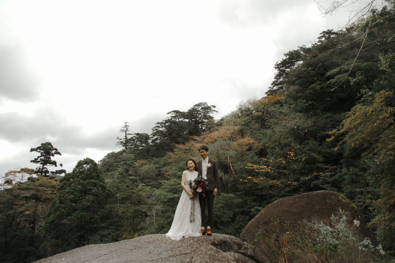 神秘的な森林フォトウエディング