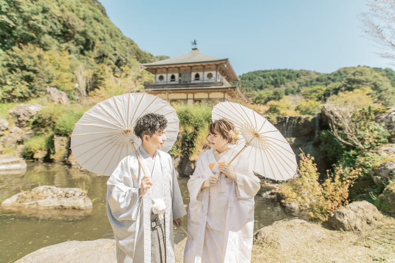 和装に映える和傘でアレンジ!