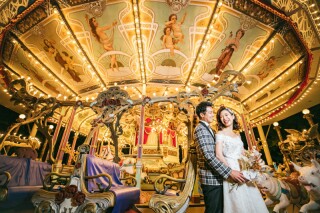 【夜の遊園地で2人だけの前撮り】