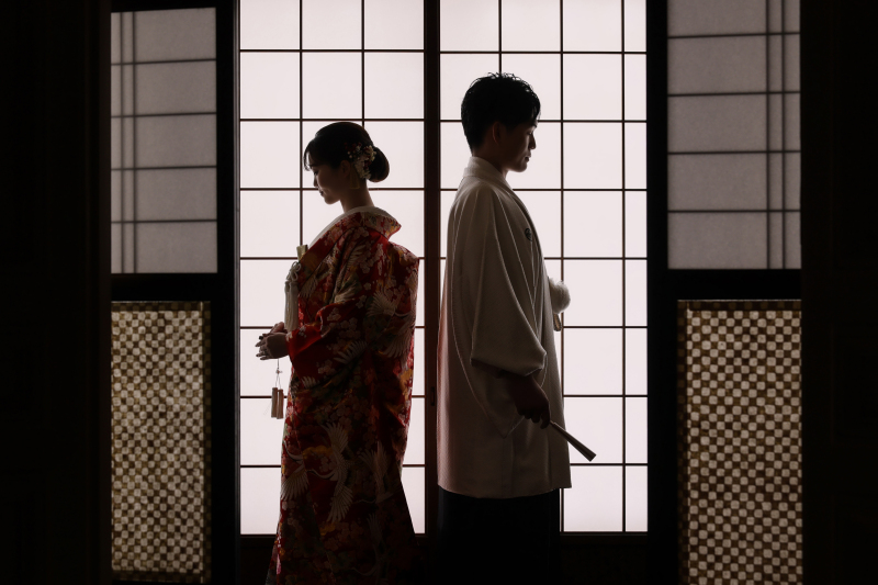 シルエットで映画のワンシーンのように