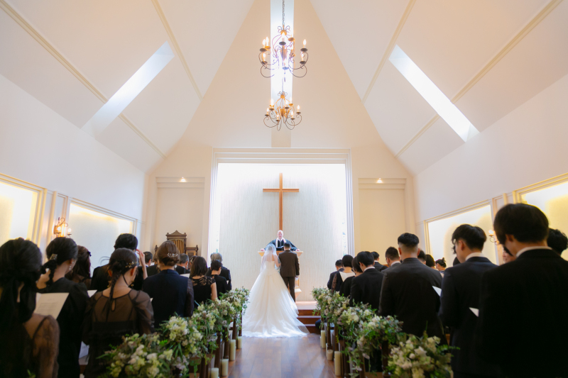 木のぬくもり温かなチャペル