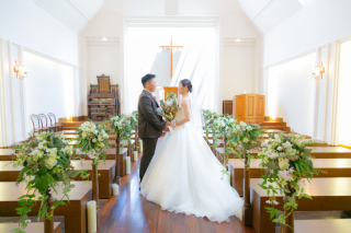 光と緑に包まれた挙式＆フォト