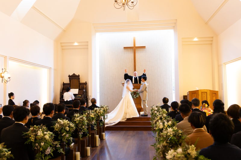 木のぬくもり温かなチャペル