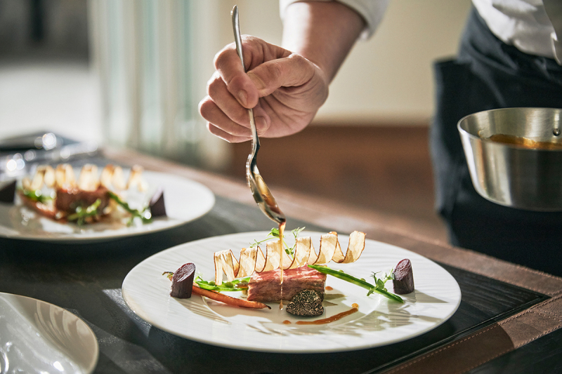 ザ・ジョージアンテラス_会食ができる