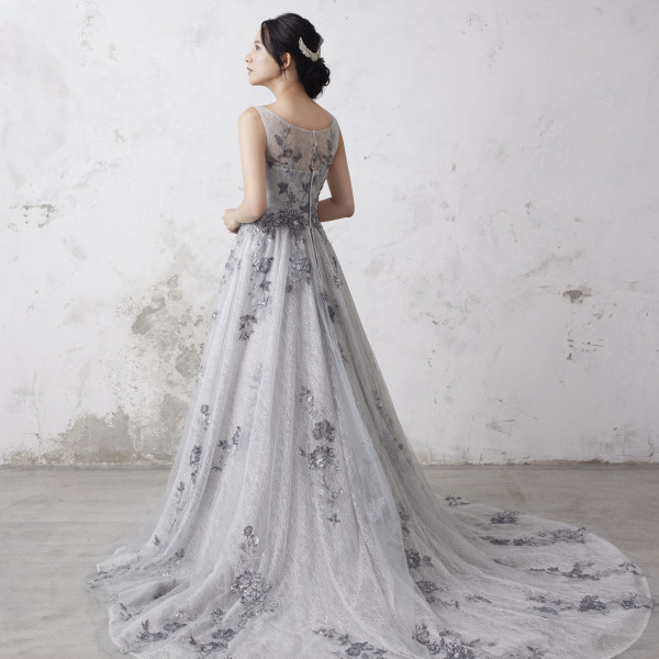 ザ・ジョージアンテラス_衣装の試着ができる