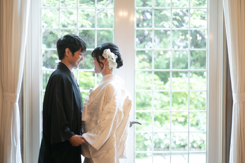 【平日限定*お好きな時期に撮影可能♪】チャペル・ガーデンなど結婚式場でフォト撮影◇選べるアートブーケ付き◆ドレス1着&和装撮影