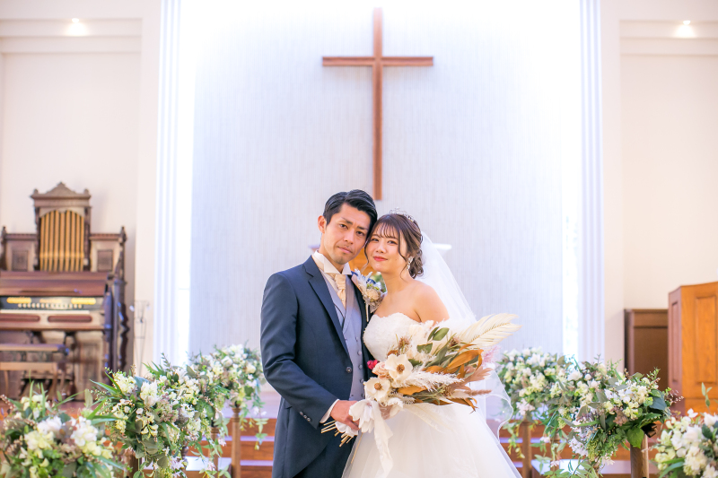 【平日限定*お好きな時期に撮影可能♪】チャペル・ガーデンなど結婚式場でフォト撮影◇選べるアートブーケ付き◆ドレス1着&和装撮影