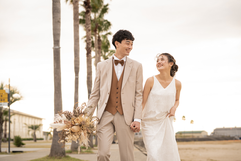 【マーブルビーチでロケーションフォト！】開放的なビーチフォト＆結婚式場でたっぷり撮影プラン◇ドレス1着