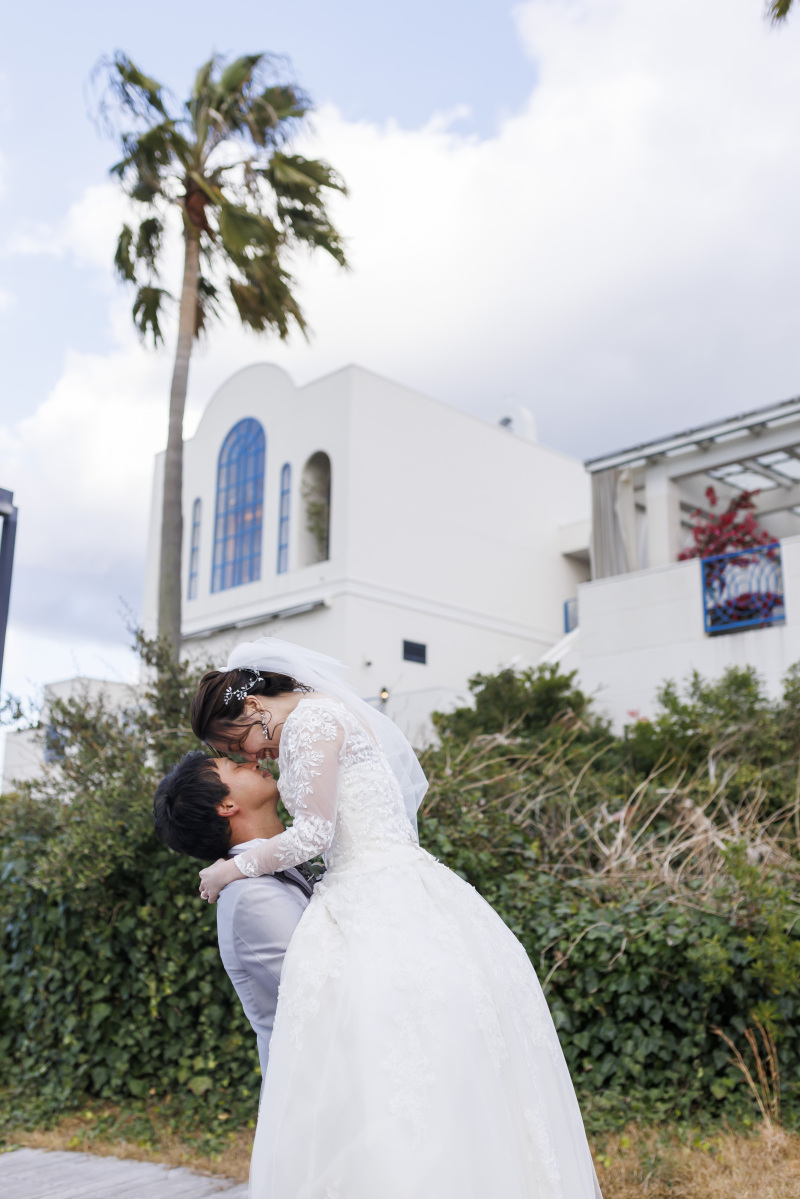  "ミコノス島がモチーフ"白亜の邸宅"でフォトW