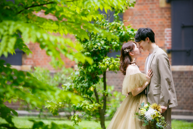 緑の美しい赤レンガミュージアムで