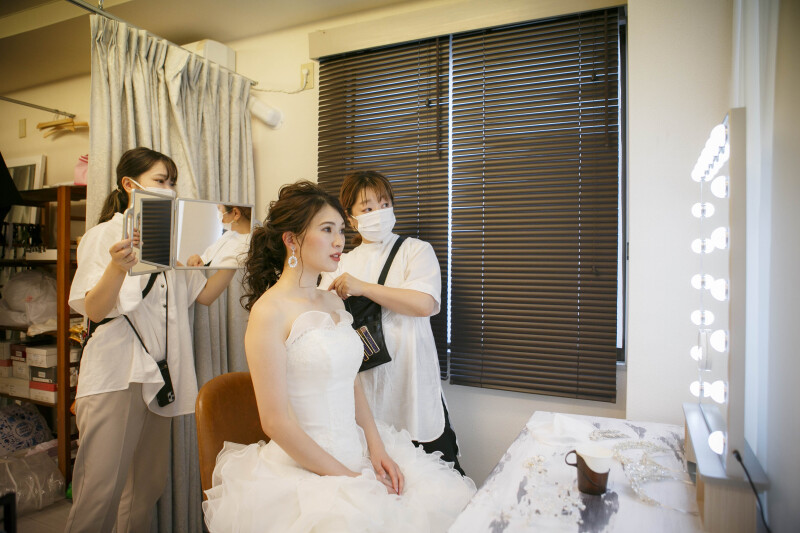 スタジオに戻って