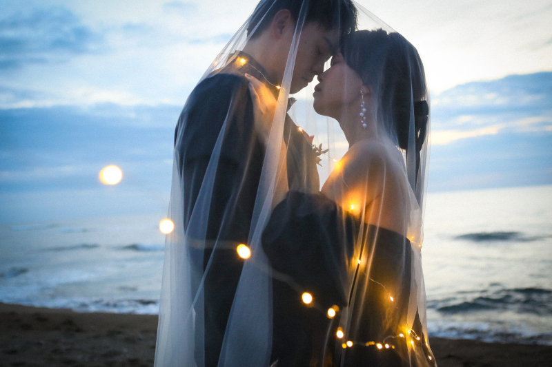 ベール包まれて