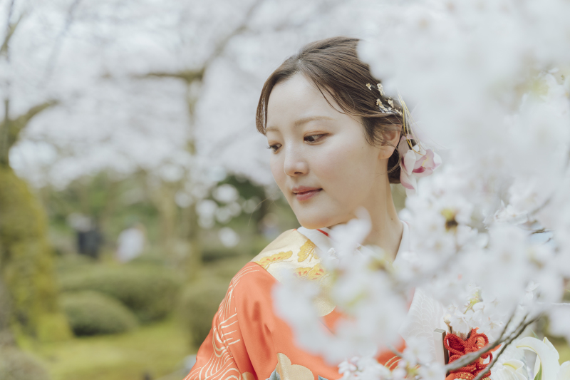 桜に包まれた花嫁さま