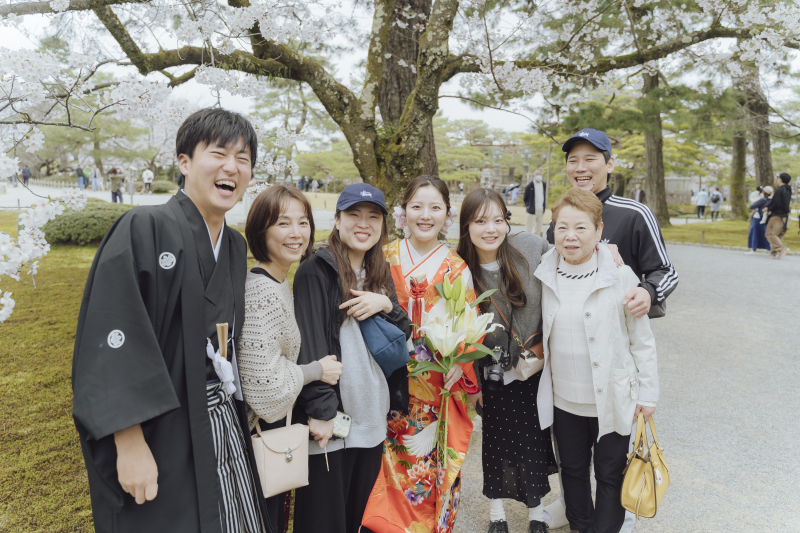 大切な皆さまと笑顔の記念写真