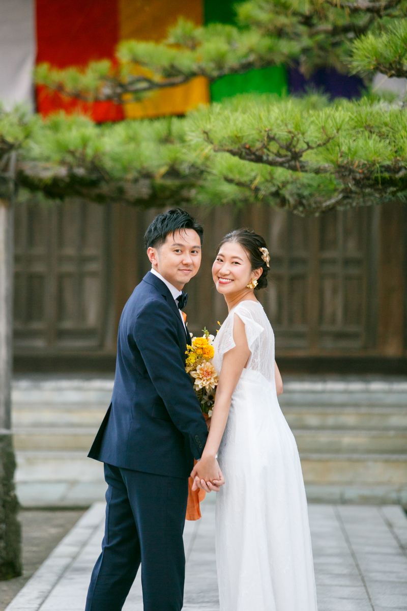 洋装に着替えて