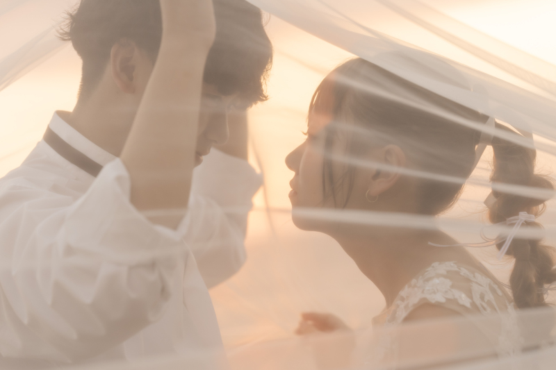 ベールをまとって