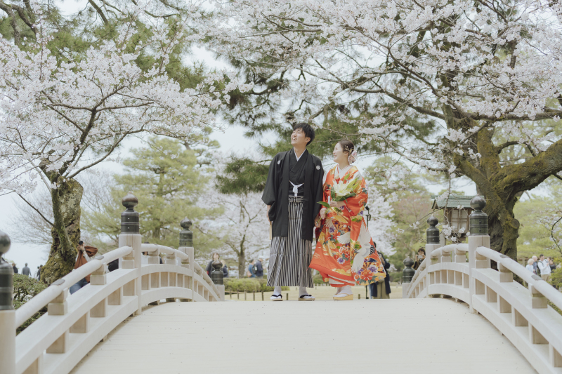 桜のアーチから始まる一日