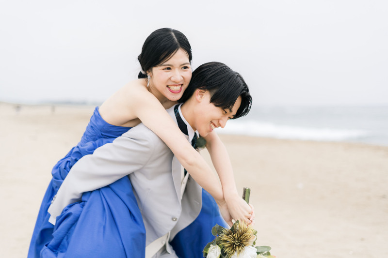 ねえ、おんんぶしてっ♡