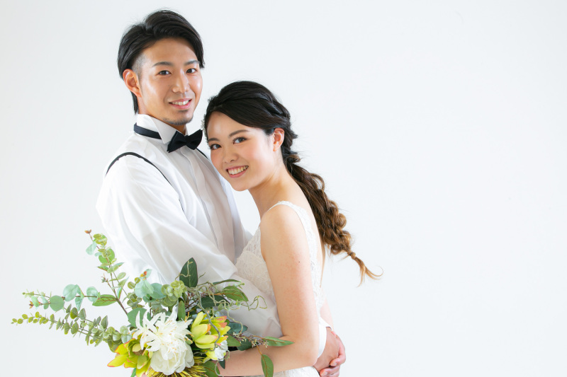 【お2人だけの空間で素敵な写真を!】洋装スタジオフォトプラン