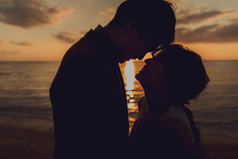 キラキラ光る海とサンセット